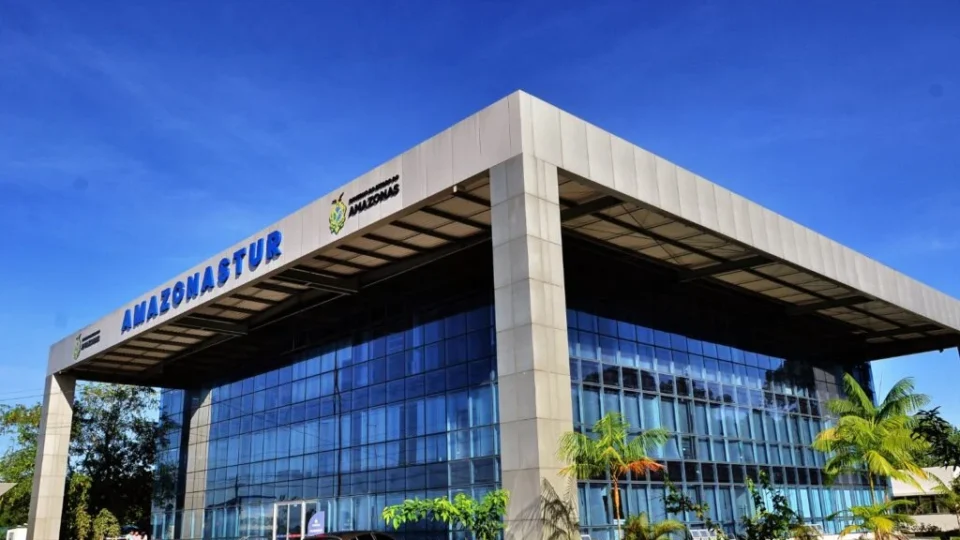 Amazonastur prorroga contratos de R$ 8,5 milhões para estruturas de eventos