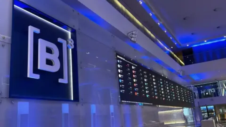 Bolsa de Valores terá novo horário a partir de terça-feira