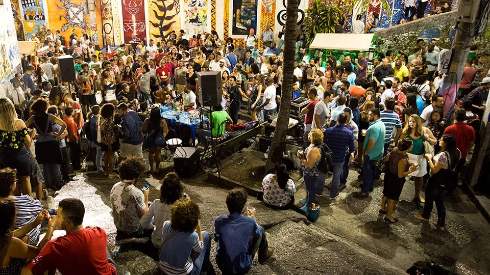 Pedra do Sal enfrenta onda de roubos e moradores relatam medo em meio ao aumento do movimento turístico