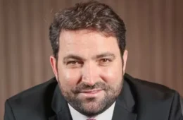 Willer Tomaz tem cinco casas em ilhas de Angra além de imóvel disputado com Richarlison