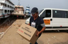 Urnas são recolhidas no Amazonas apesar de prorrogação da votação até as 19h