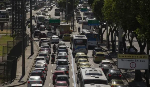 Detran-RJ vai isentar multas por atraso na transferência de veículos durante greve