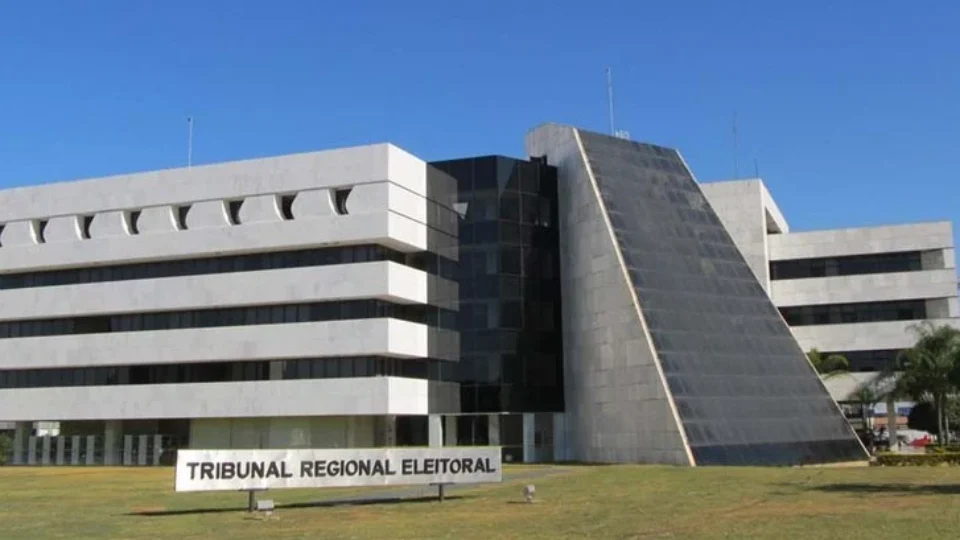 TRE-DF envia alerta por WhatsApp a eleitores que tiveram local de votação alterado