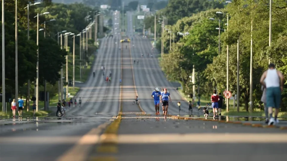 Corridas de rua vão interditar vias do Eixo Monumental e Sudoeste neste fim de semana