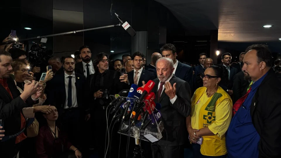 Lula celebra fim da escala 6×1: “É uma conquista do povo brasileiro”