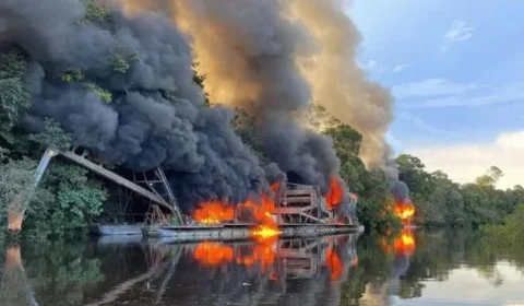 Dragas do garimpo ilegal conseguem registro na Marinha sem licença ambiental, aponta MPF