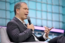 Ex-presidente do BRB depõe à Polícia Federal sobre negociações com o Banco Master