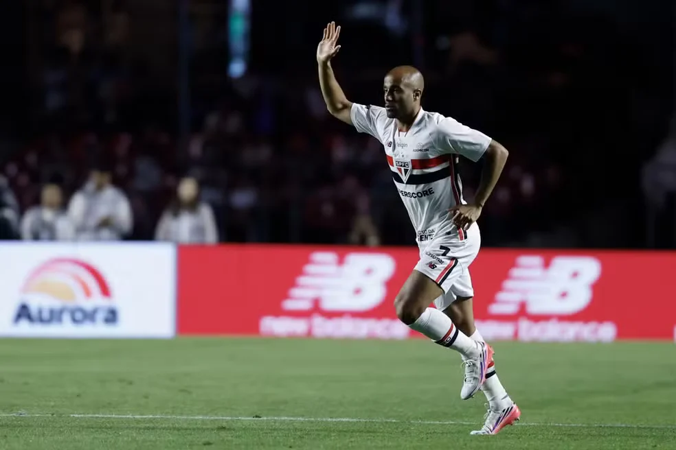 O gol garantiu a vantagem do São Paulo e confirmou o protagonismo do atacante argentino na partida.