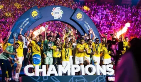 Al Hazm x Al Feiha: onde assistir ao vivo e o que está em jogo no Campeonato Saudita