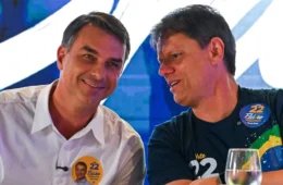 Flávio Bolsonaro reúne prefeitos em SP e pede mobilização: “Não podemos baixar a guarda”
