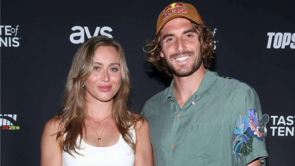 Tsitsipas quebra silêncio sobre namoro com Paula Badosa e revela desconforto: “Era demais”