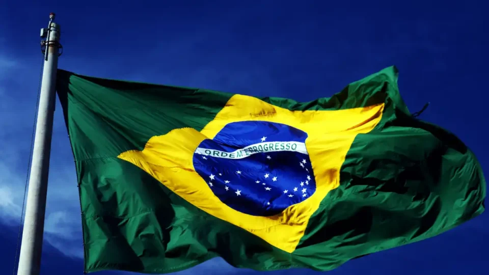 Brasil pode voltar a ser a 8ª maior economia do mundo em 2027, segundo FMI