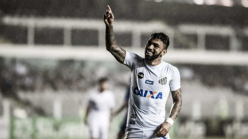 Santos vira sobre o São Paulo com dois gols de Gabigol e vence clássico no Morumbis