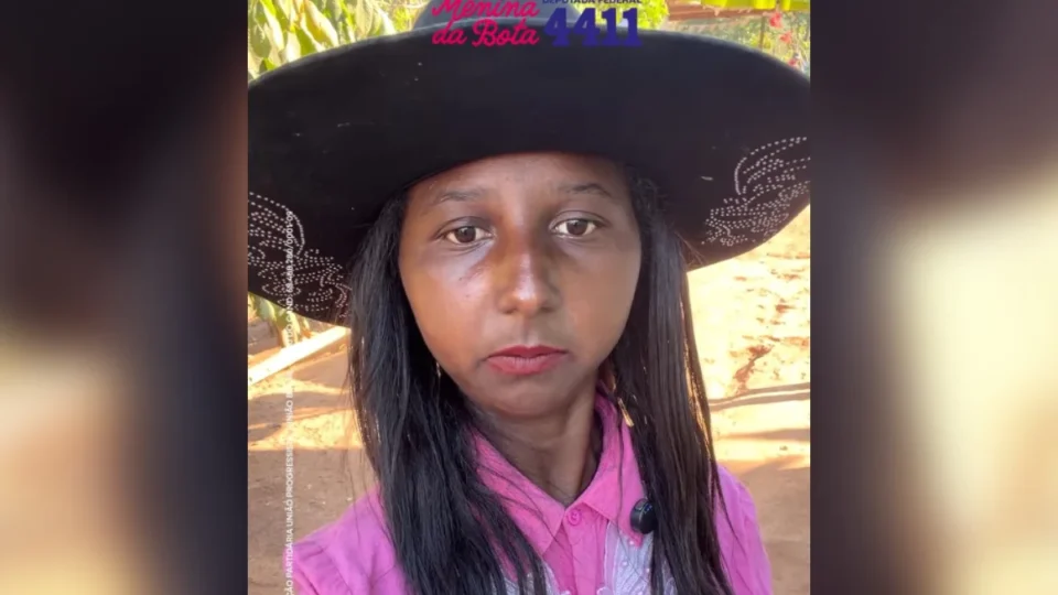 Menina da Bota tem 1,7 milhão de seguidores, mas recebe menos de 10 mil votos em MG