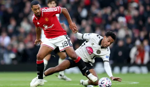 Bournemouth vence Manchester United por 3 a 0 em Old Trafford e aprofunda crise do rival