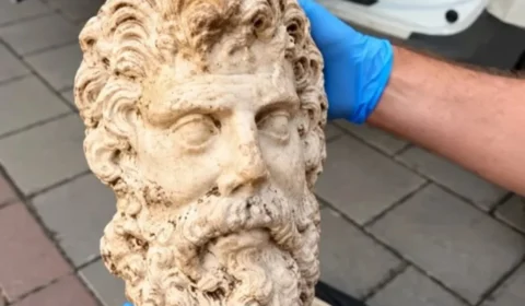 Cabeça de Zeus com 2 mil anos é apreendida na Turquia; três suspeitos são detidos