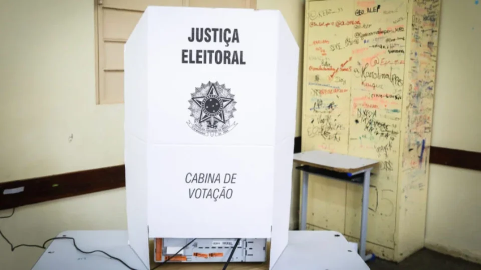 Real Time: 40% dos que não votaram no 1º turno dizem que faltarão novamente