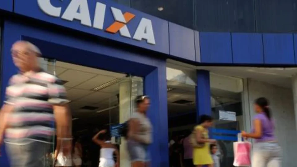 BB fecha guichês em SP, aumenta pressão em bancários e clientes