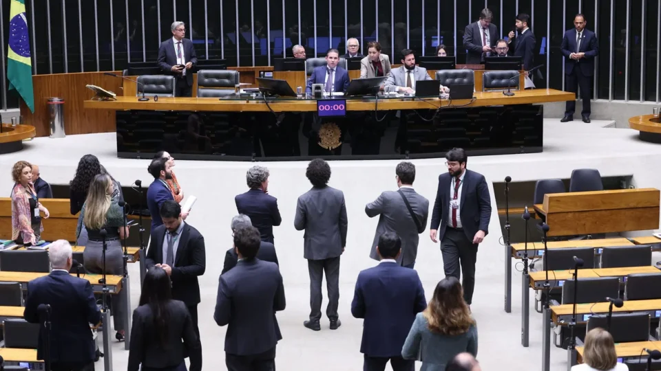 Eleições 2026: São Paulo elege 70 deputados federais neste domingo; veja como votar