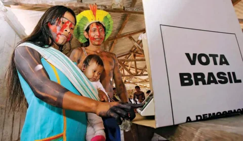 Indígenas fazem vaquinha para conseguir votar no Pará e enfrentam rios secos a dois dias da eleição