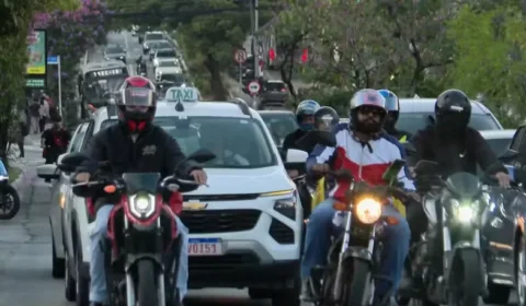 Motociclistas representam quase metade das mortes no trânsito de SP; pressão por entregas preocupa