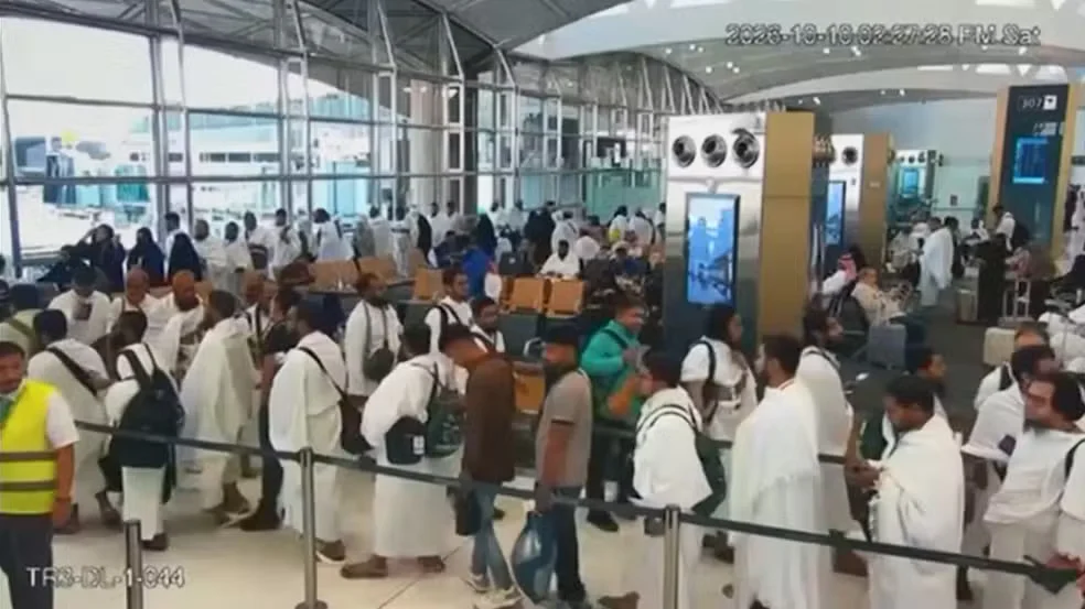 A retomada integral das atividades depende das avaliações de segurança e das condições operacionais do aeroporto.