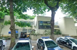 Jovem de 18 anos é achado morto a facadas; mãe suspeita do ex-marido no Rio