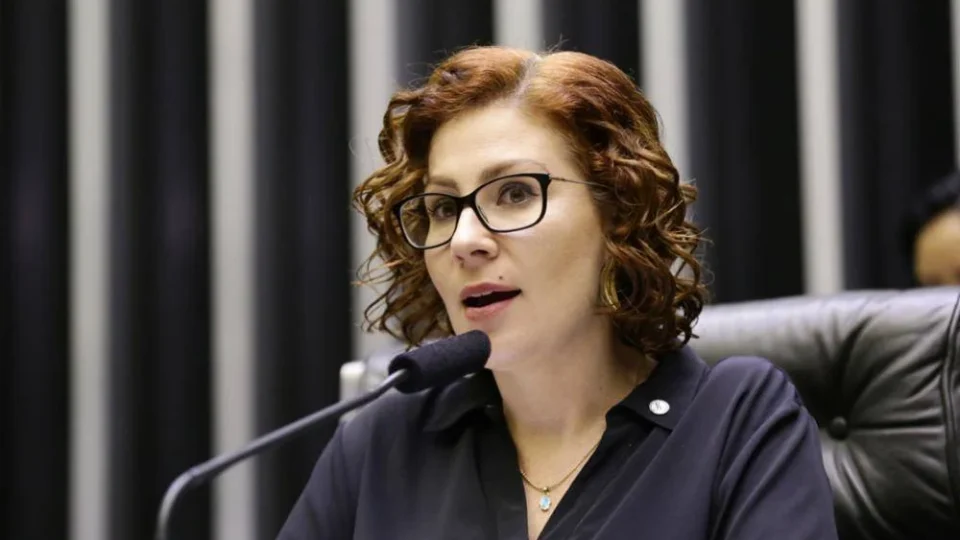 Justiça italiana realiza nova audiência sobre extradição de Carla Zambelli nesta terça-feira