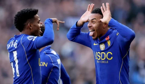 Chelsea vence United por 2 a 0, e Estêvão tem dois gols anulados na Premier League