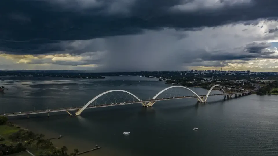 Chuva e trovoadas devem marcar os próximos dias no Distrito Federal