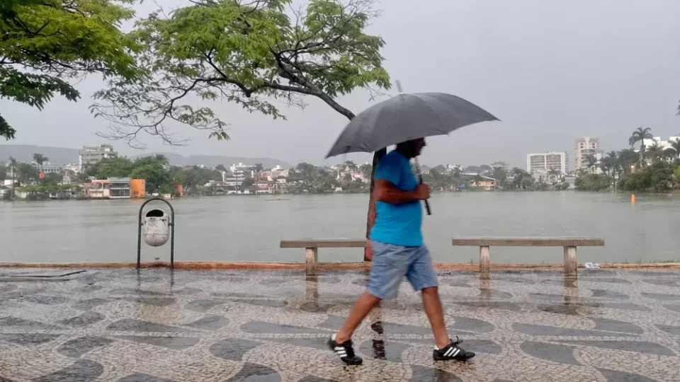 Sábado tem alerta de tempestades em Minas; veja previsão para BH e outras 11 cidades