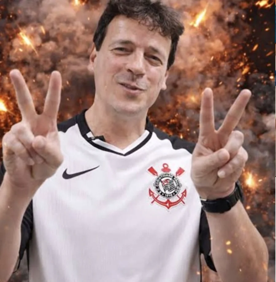 Fernando Diniz deixa o Corinthians com retrospecto negativo e acumula mais derrotas que vitórias na Série A. Confira os números da carreira.