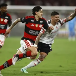 Flamengo recorre à Conmebol por escalação de Rojo e tenta vaga na final da Libertadores