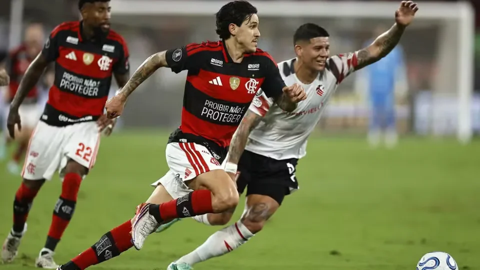 Flamengo recorre à Conmebol por escalação de Rojo e tenta vaga na final da Libertadores