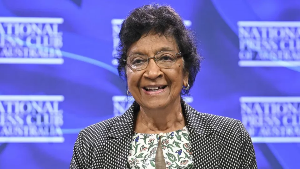 Quem é Navi Pillay, jurista sul-africana vencedora do Prêmio Nobel da Paz