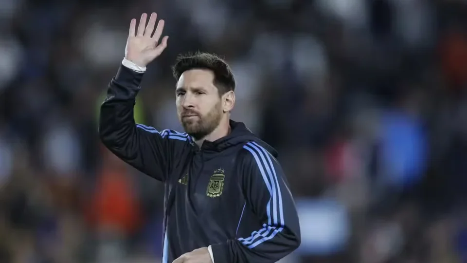 Vai lotar! Ingressos para despedida de Messi chegam a R$ 1,6 mil e esgotam em 90 minutos