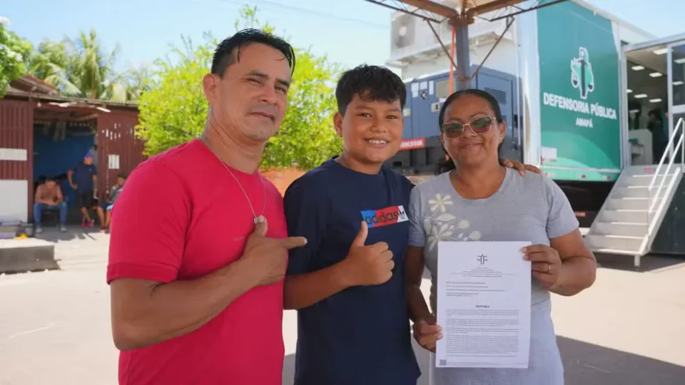 Após criar neto por 11 anos, avós descobrem que já tinham guarda definitiva