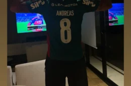 Deyverson provoca Flamengo com camisa de Andreas Pereira e exalta Estudiantes