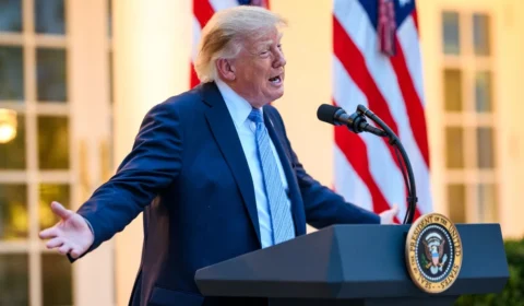 Aprovação de Trump cai para 31%, menor nível de seu mandato
