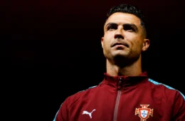 Cristiano Ronaldo deixa Portugal e promete contar o que aconteceu nos bastidores