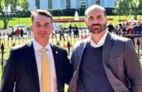 Eduardo Bolsonaro enfrenta resistência para ser ministro de Flávio e aliados dizem que chance é “zero”