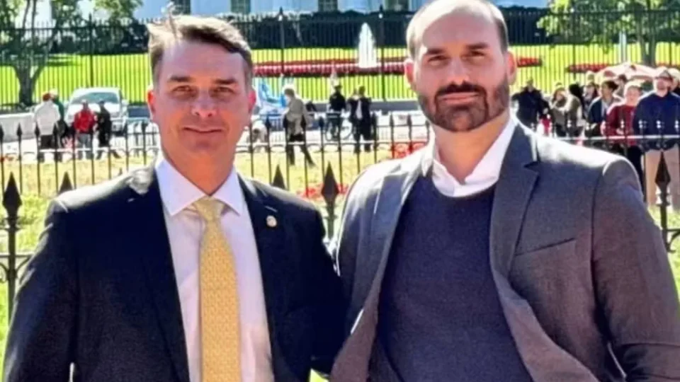 Eduardo Bolsonaro enfrenta resistência para ser ministro de Flávio e aliados dizem que chance é “zero”