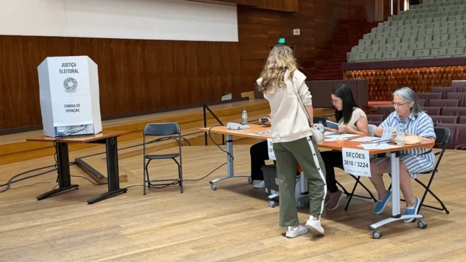 Eleição no exterior: veja quem venceu nas 186 cidades onde brasileiros votaram