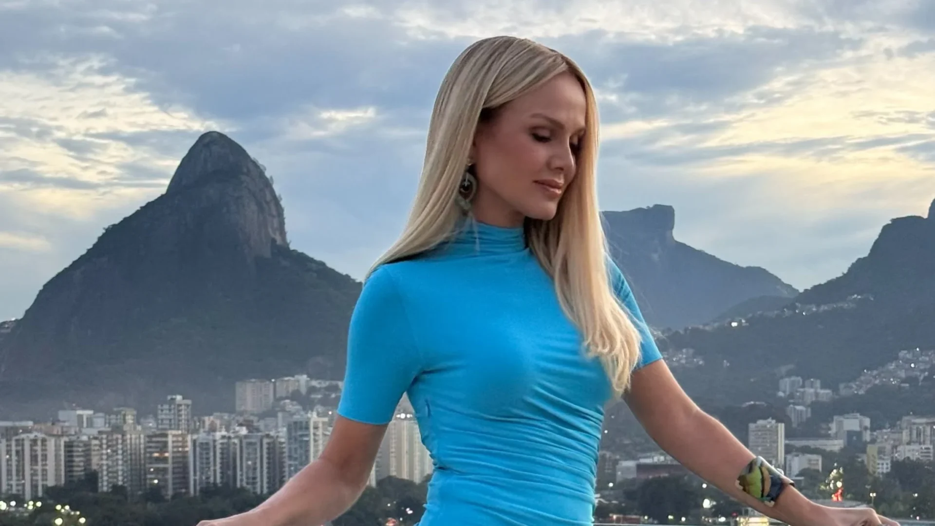 O relato foi feito durante uma discussão sobre relacionamentos e a importância de identificar atitudes que ultrapassam os limites do respeito e da liberdade individual.