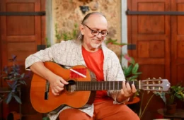 Nilson Chaves recebe alta após isquemia cerebral e seguirá tratamento em casa, em Belém