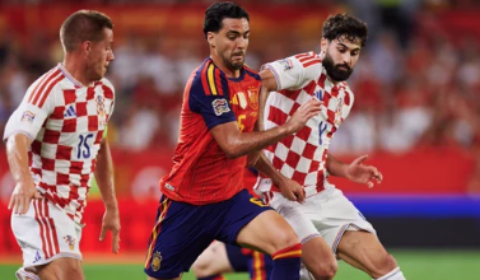 Espanha vira sobre a Croácia com dois gols de Merino e garante vaga nas quartas da Nations League