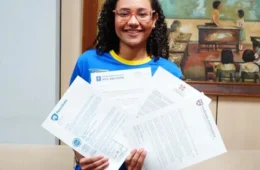 Filha de faxineira, estudante de escola pública do Ceará é aprovada em Harvard aos 17 anos