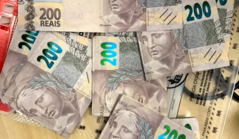 Polícia Federal apreende cerca de R$ 17,5 mil durante fiscalização no Aeroclube de Manaus
