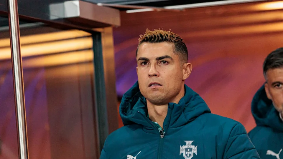 Jornalistas detonam Cristiano Ronaldo após revelação sobre Pelé e Maradona