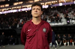 Corinthians demite Fernando Diniz após sete derrotas seguidas no Brasileirão